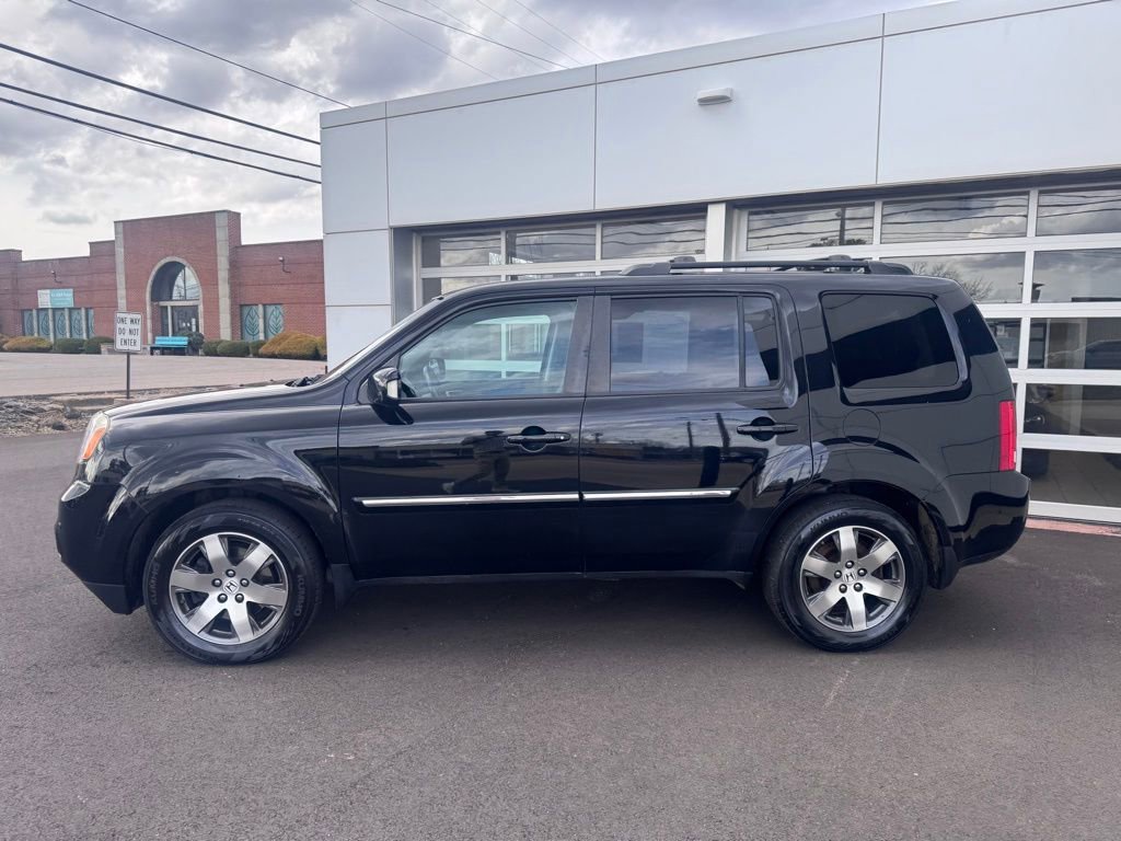 Used 2015 Honda Pilot Touring image 2