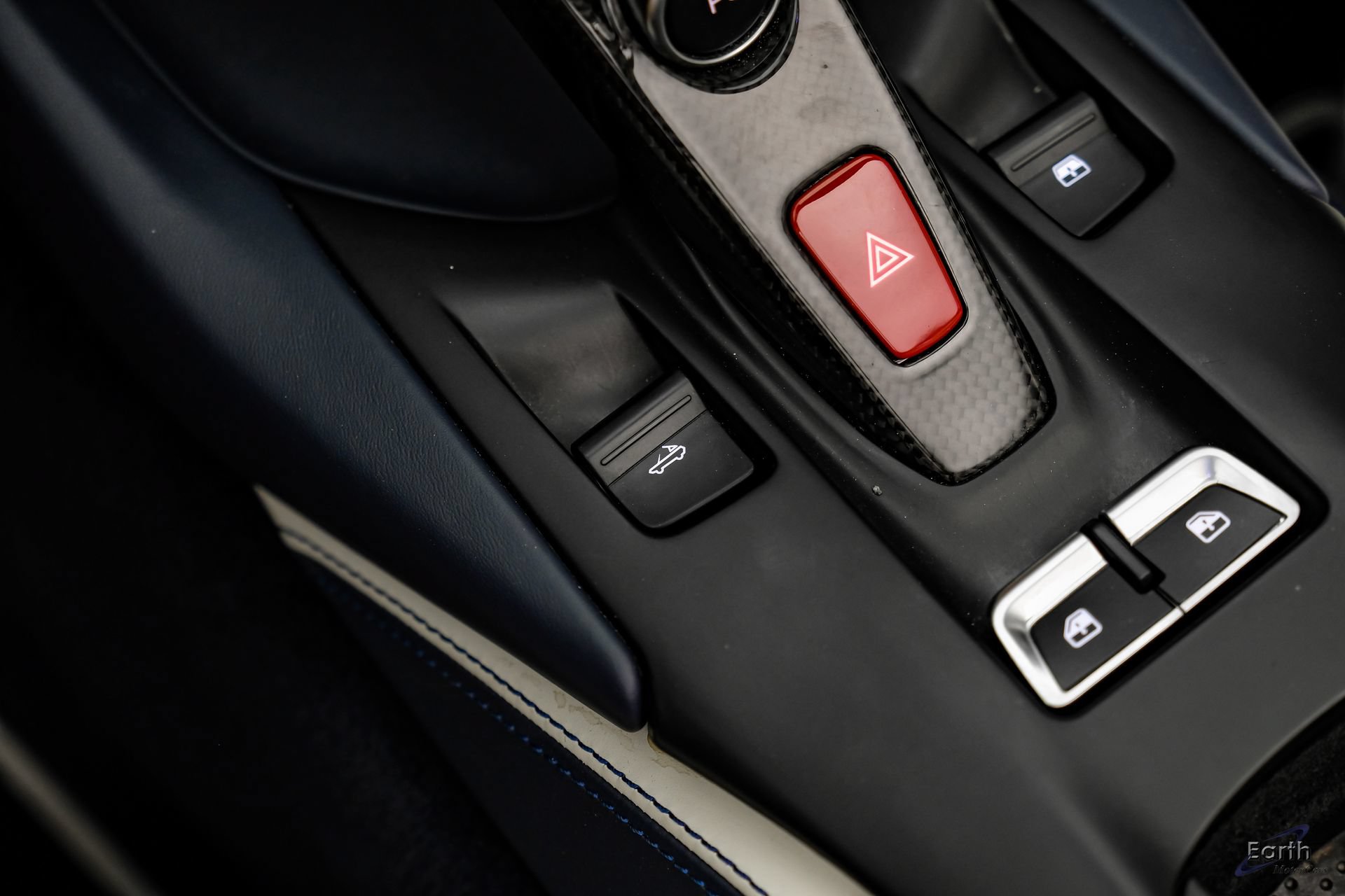 Used 2022 Ferrari 812 GTS RWD image 73