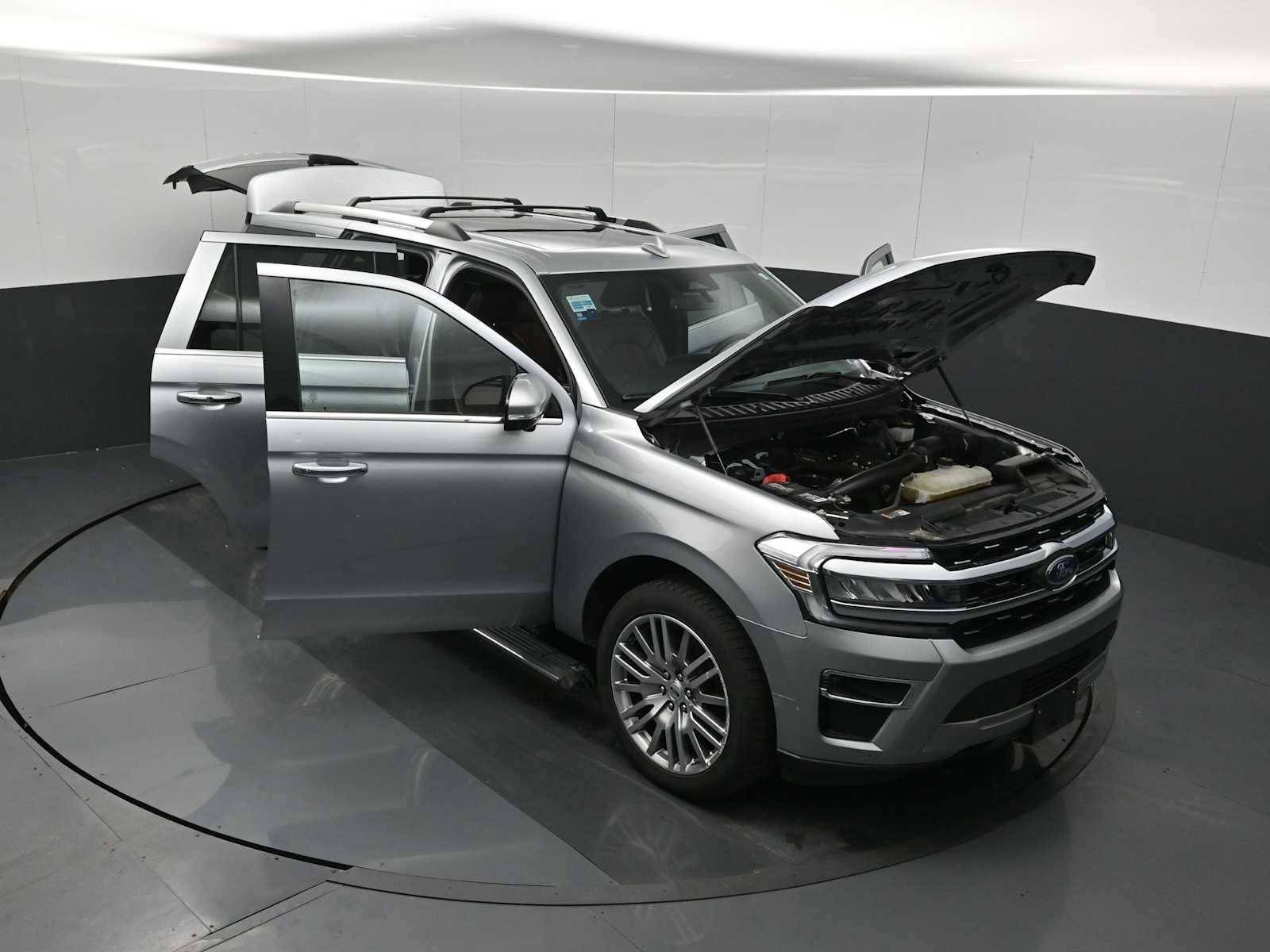 Used 2023 Ford Expedition Limited image 34