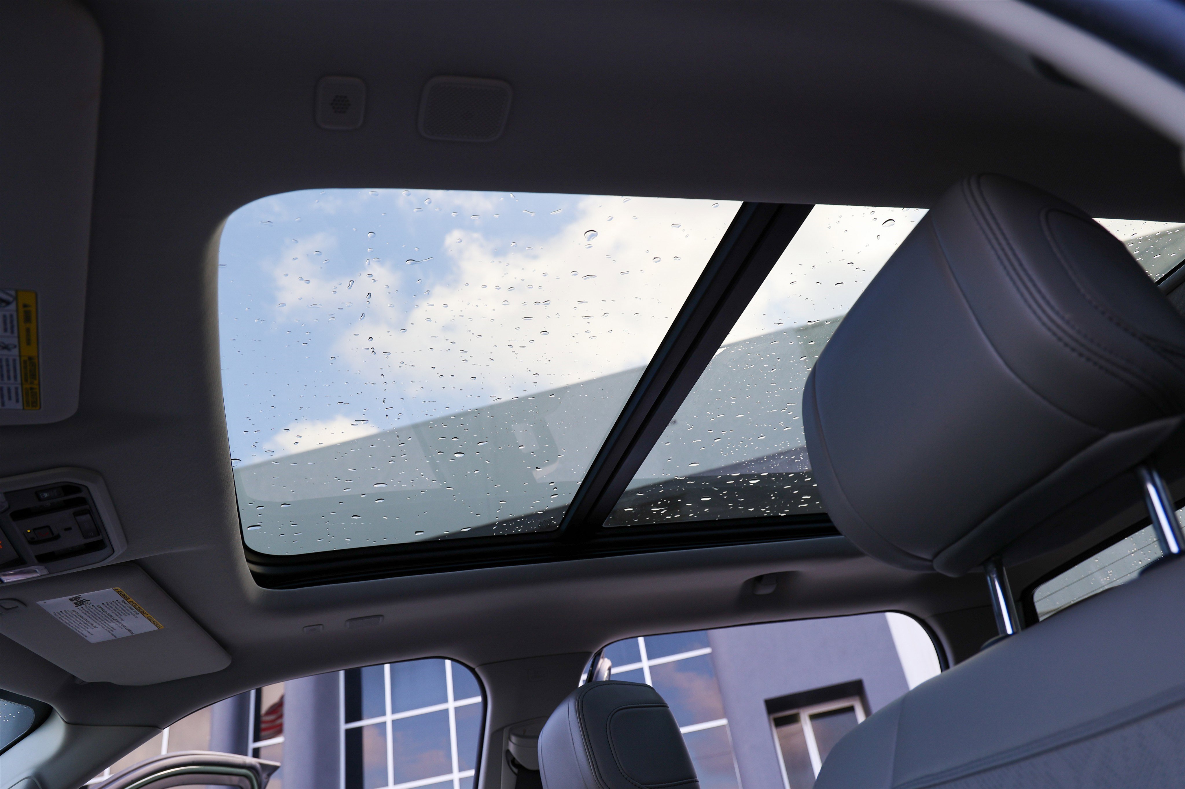 Used 2023 Toyota Tundra Limited image 30