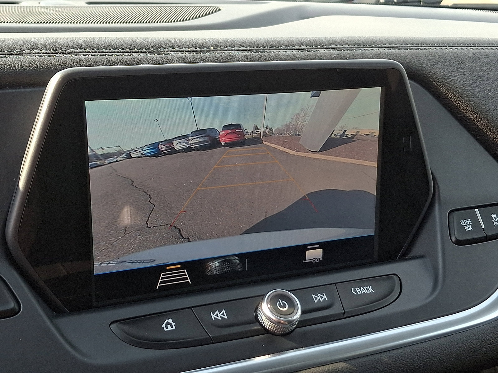 Used 2020 Chevrolet Blazer LT image 19