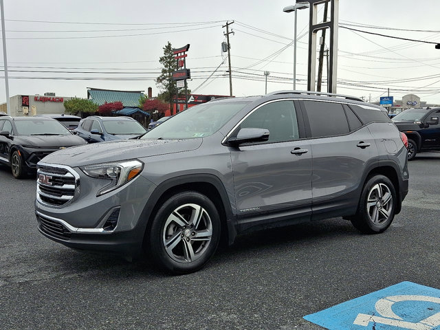Used 2021 GMC Terrain SLT image 3