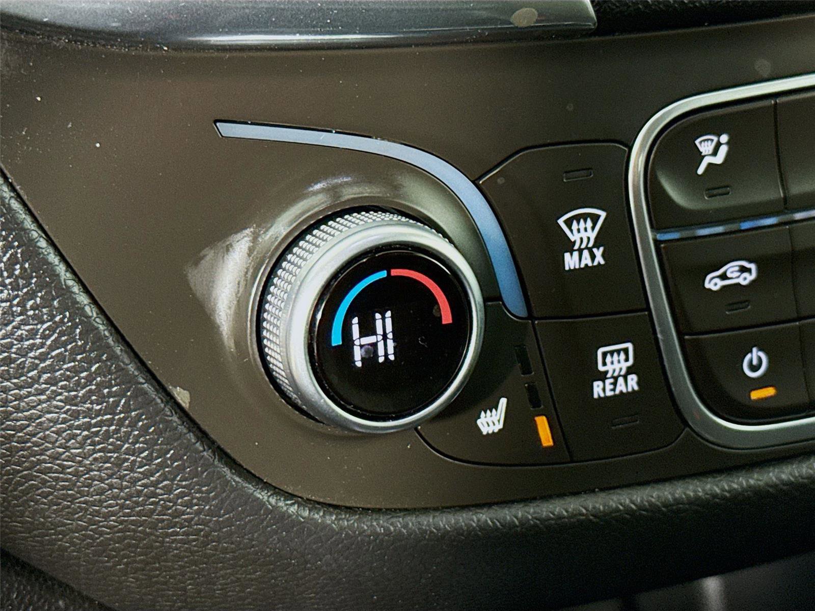 Used 2018 Chevrolet Equinox LT w/ Sun & Infotainment Package image 20