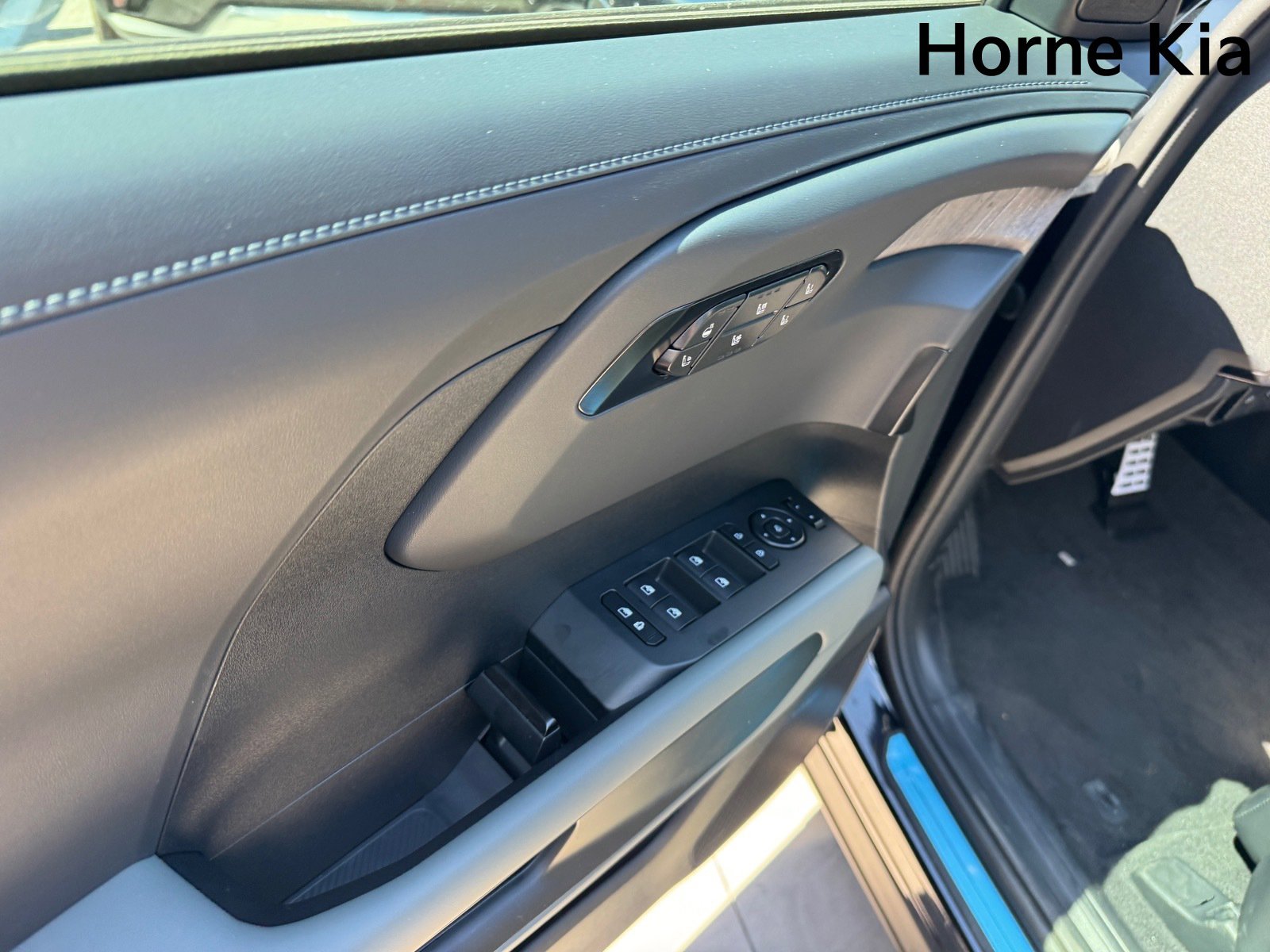 New 2027 Kia Telluride X-Line SX Prestige image 10