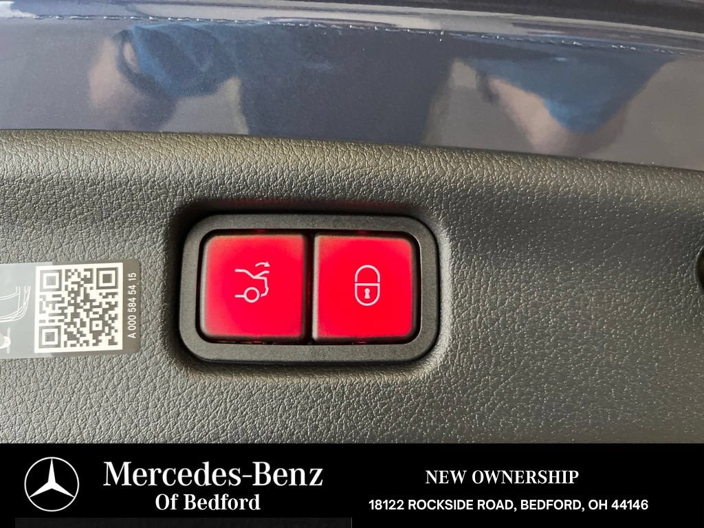 New 2026 Mercedes-Benz C 300 4MATIC Sedan image 16