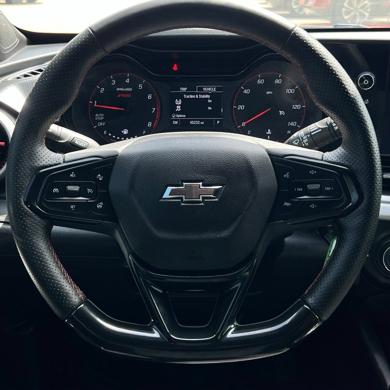 Used 2024 Chevrolet Trax RS w/ Driver Confidence Package FWD image 13
