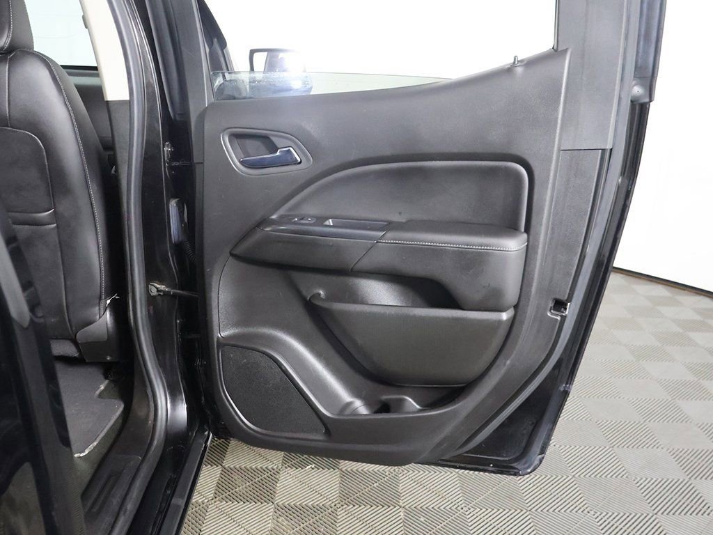 Used 2016 GMC Canyon SLT w/ Driver Alert Package image 19