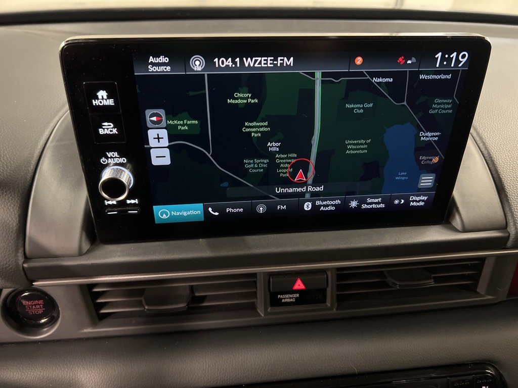 Used 2025 Honda Pilot Black Edition image 11