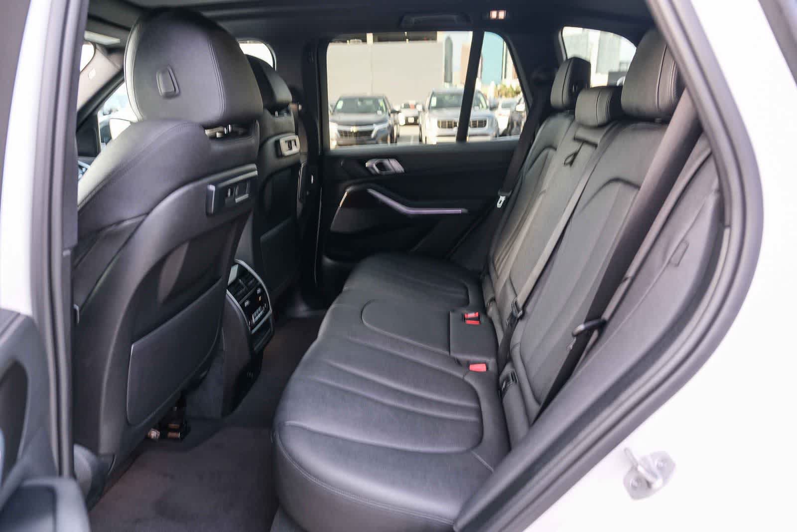 Used 2021 BMW X5 xDrive40i w/ Convenience Package AWD/4WD image 20