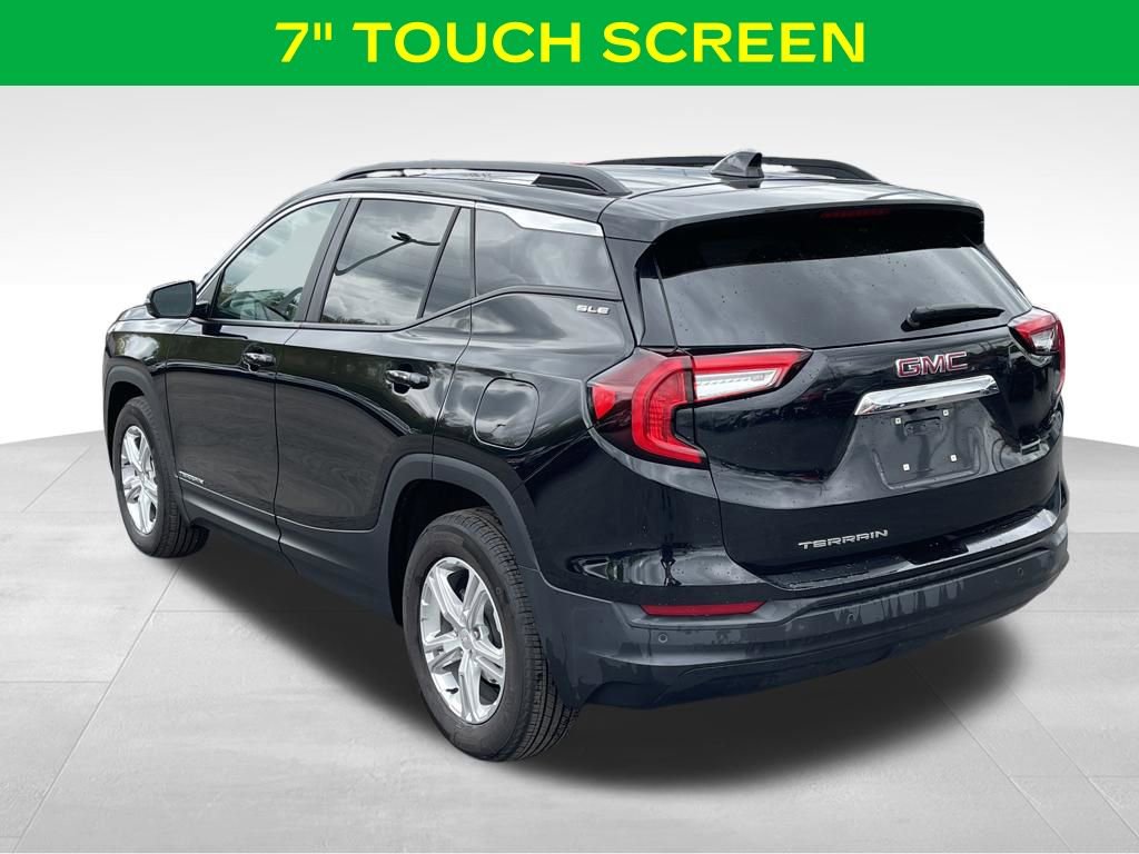 Used 2024 GMC Terrain SLE w/ Driver Convenience Package FWD image 12