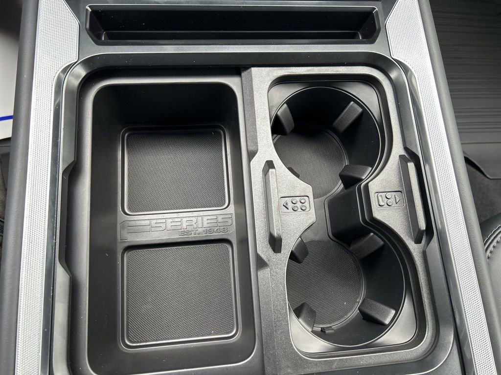 New 2026 Ford F250 Platinum image 28