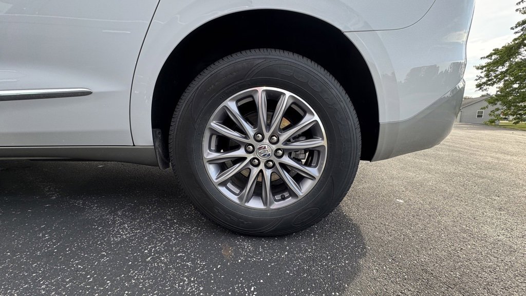 Used 2024 Buick Enclave Essence w/ LPO, Floor Liner Package image 32