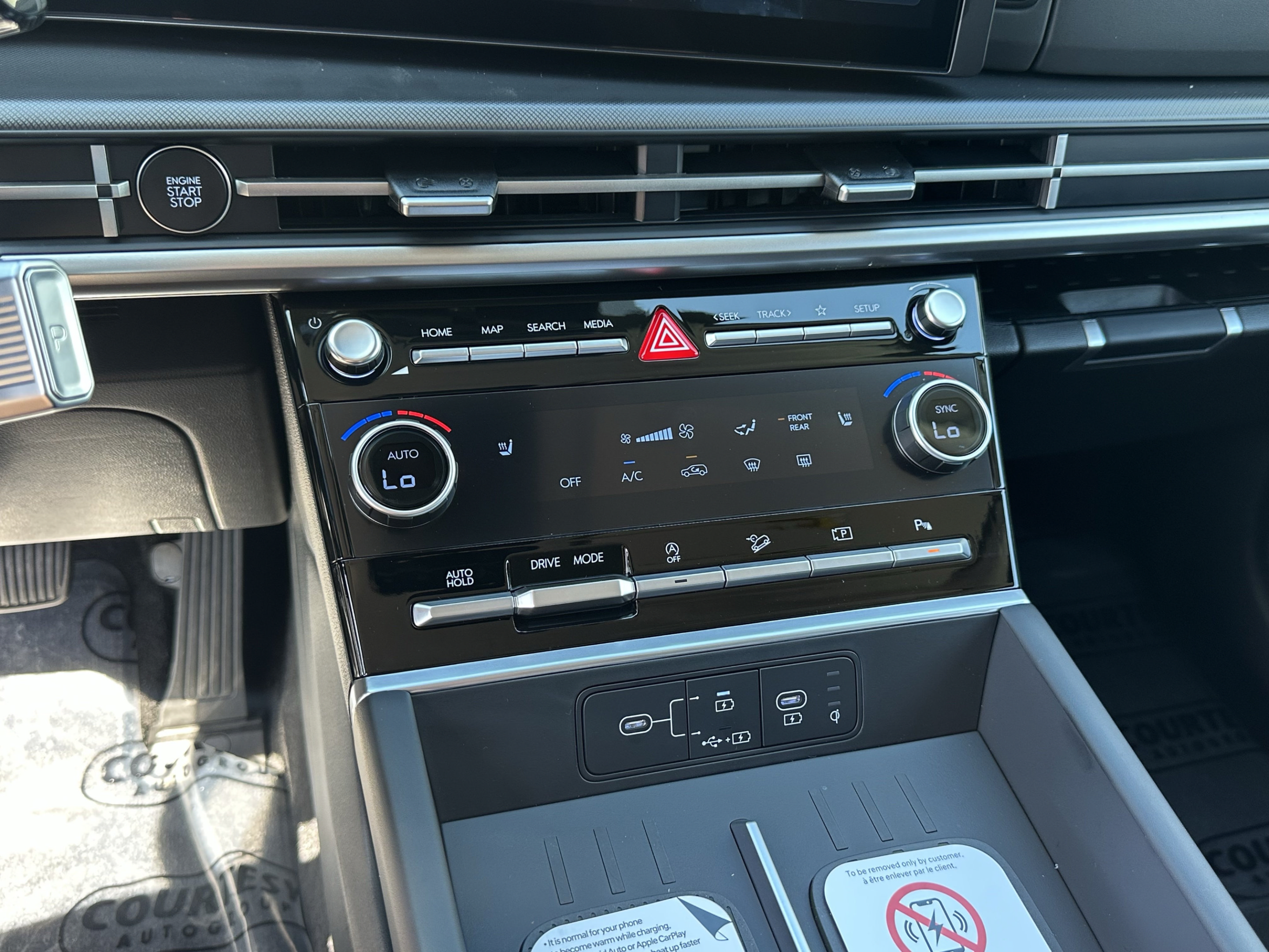 New 2027 Hyundai Santa Fe SEL FWD image 21