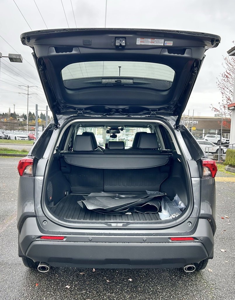 Certified 2025 Toyota RAV4 XLE Premium image 25