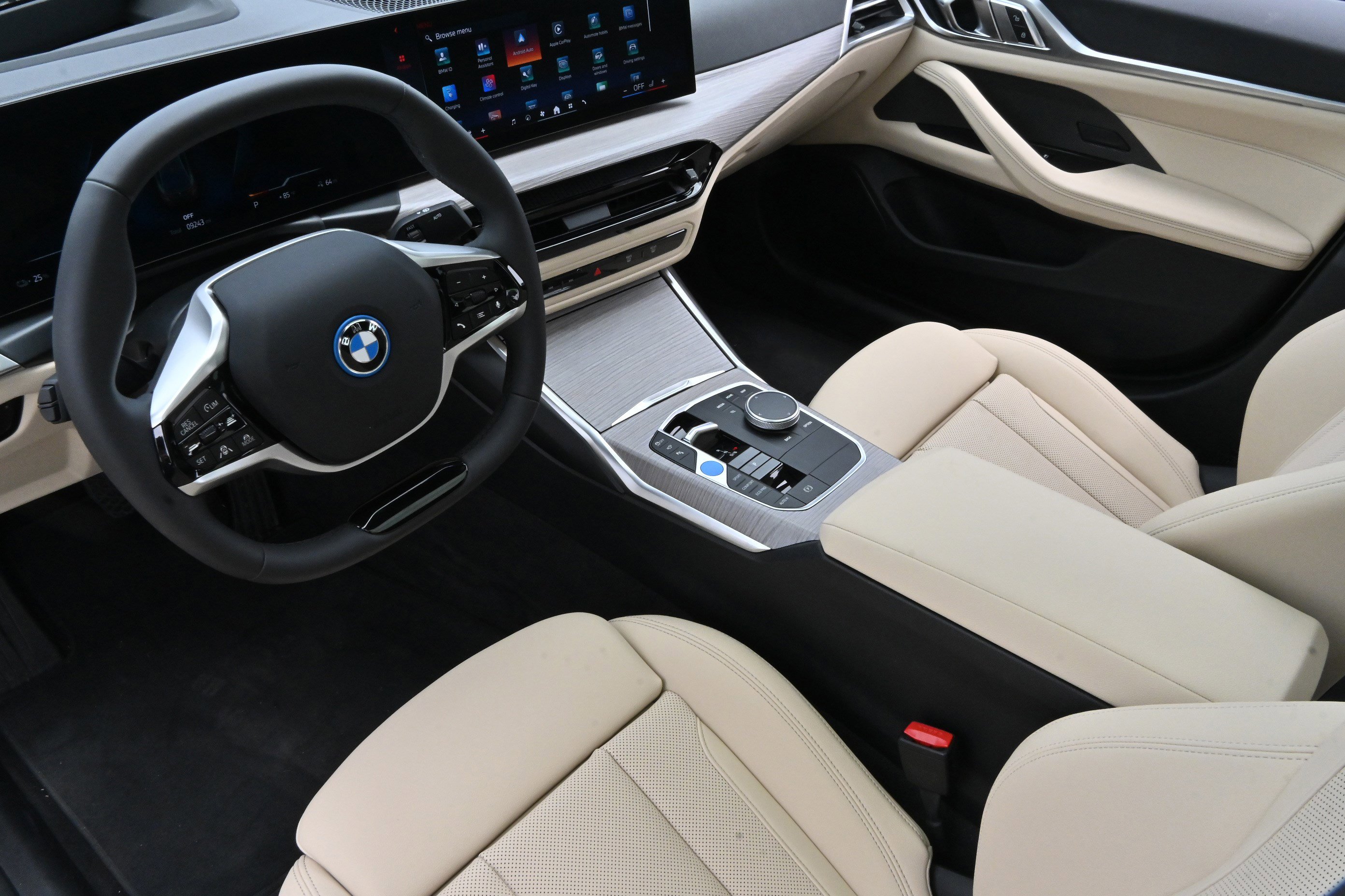 Certified 2026 BMW i4 xDrive40i w/ Premium Package AWD/4WD image 14