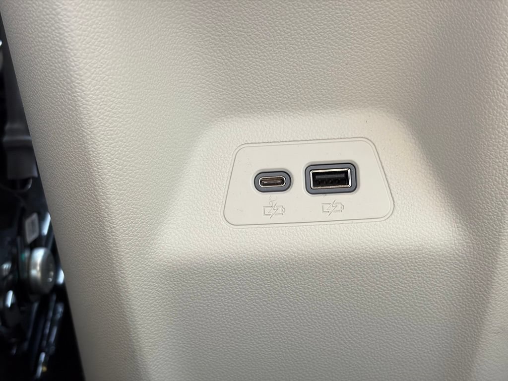 Used 2023 Buick Envision Preferred AWD/4WD image 15