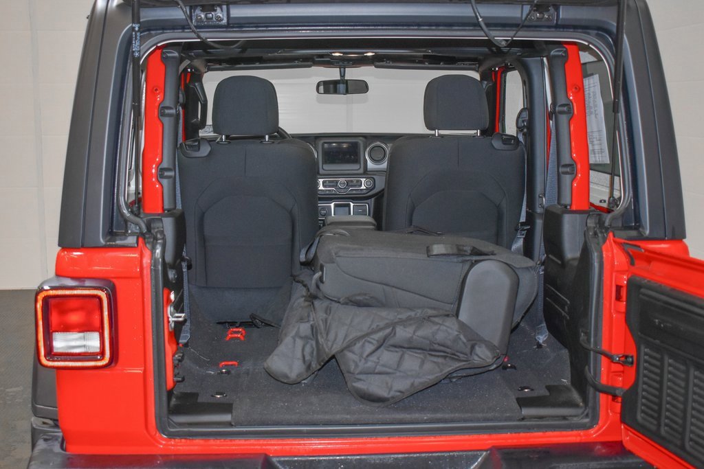 Used 2022 Jeep Wrangler Willys image 18