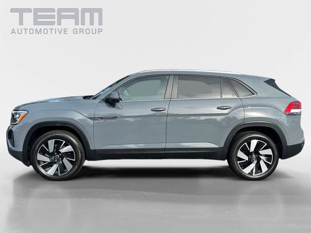 Used 2024 Volkswagen Atlas Cross Sport SE image 4