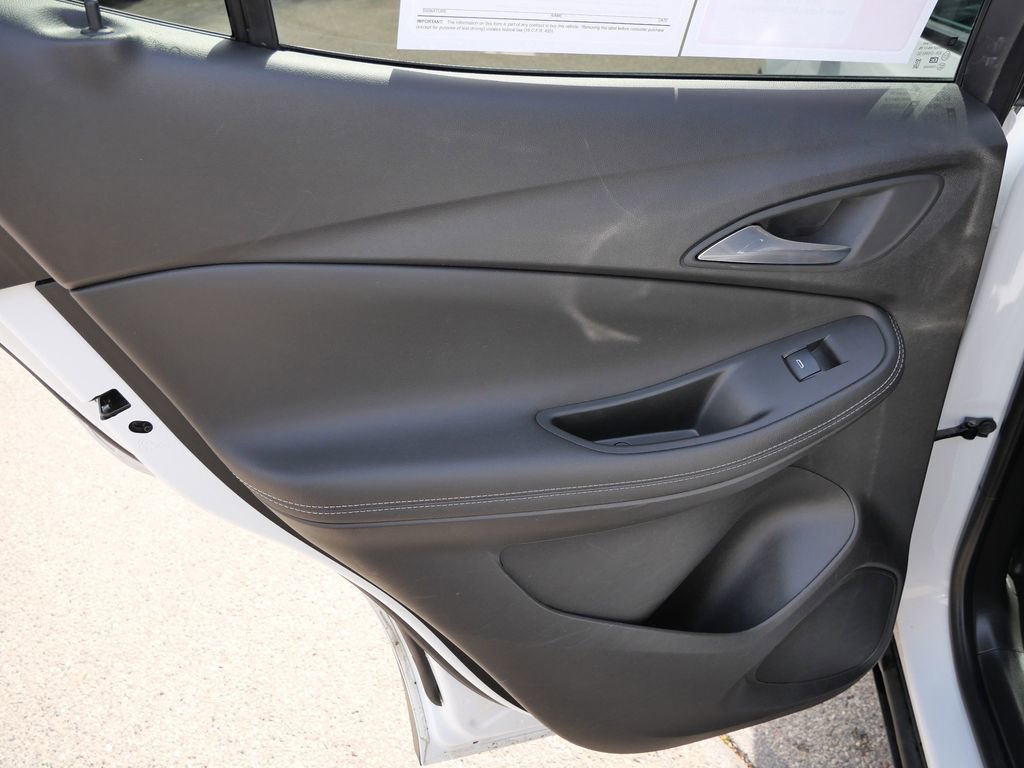 Used 2023 Buick Encore GX Select AWD/4WD image 25