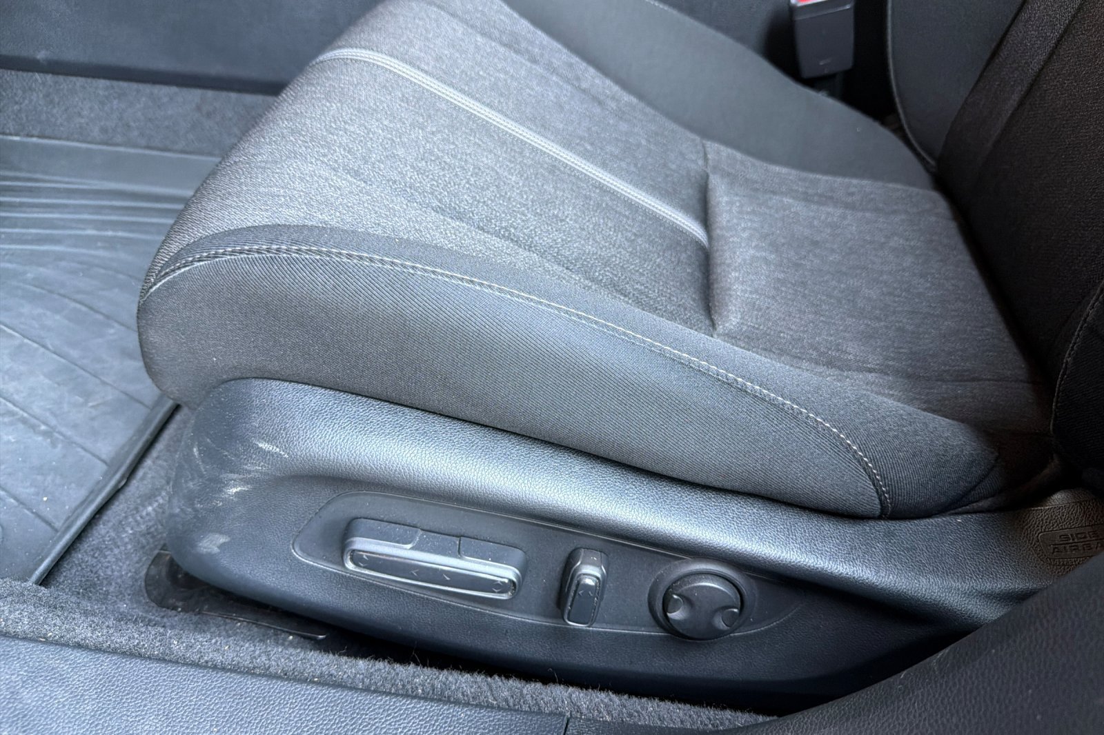 Used 2023 Honda Accord Sport image 15