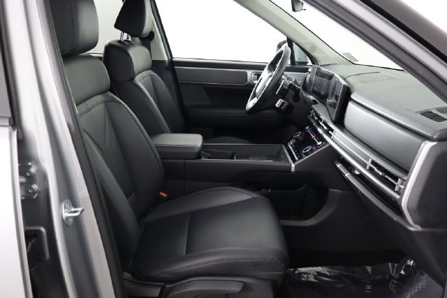 Used 2026 Hyundai Santa Fe SEL FWD image 19