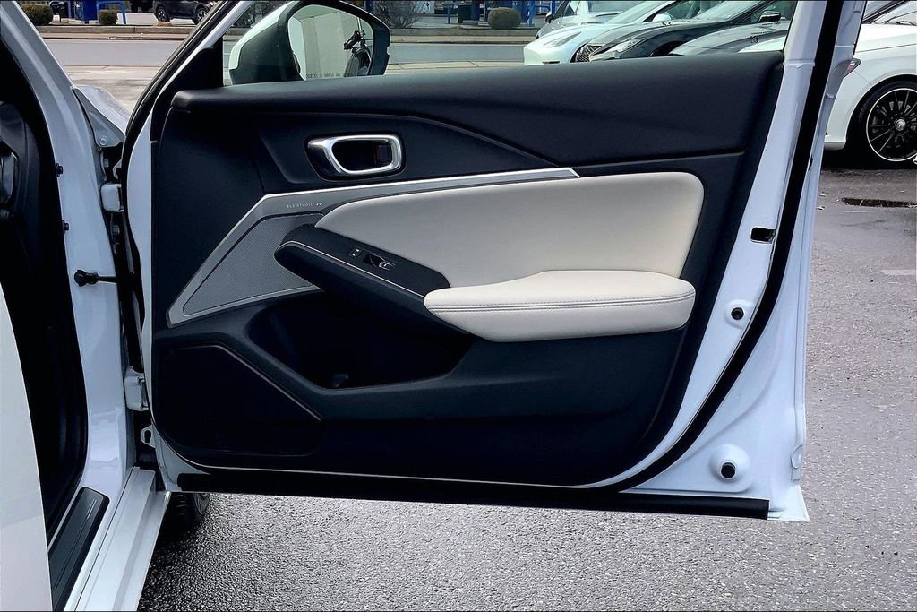 Used 2023 Acura Integra A-Spec image 23