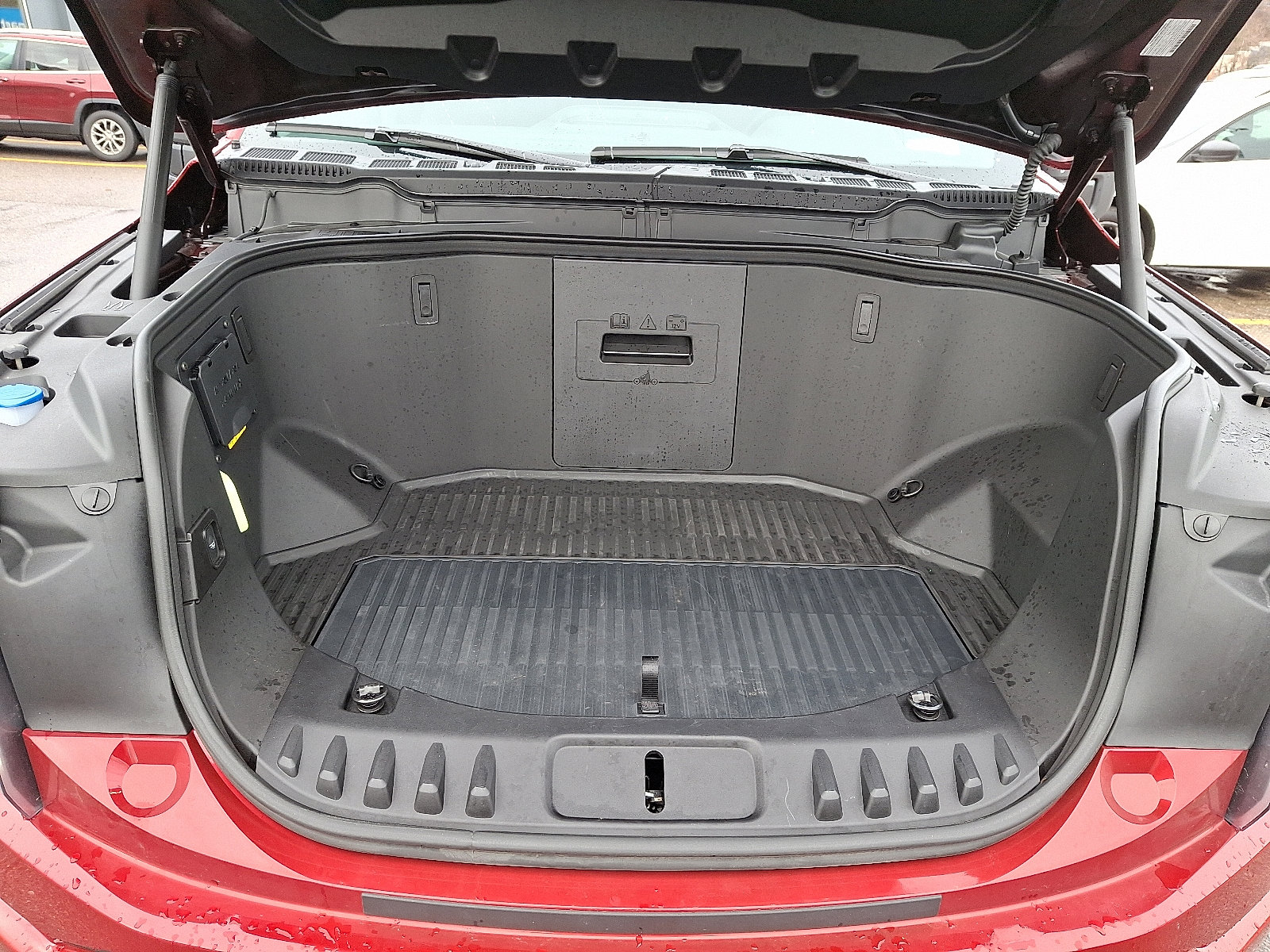 Used 2025 Ford F150 Lightning XLT image 27