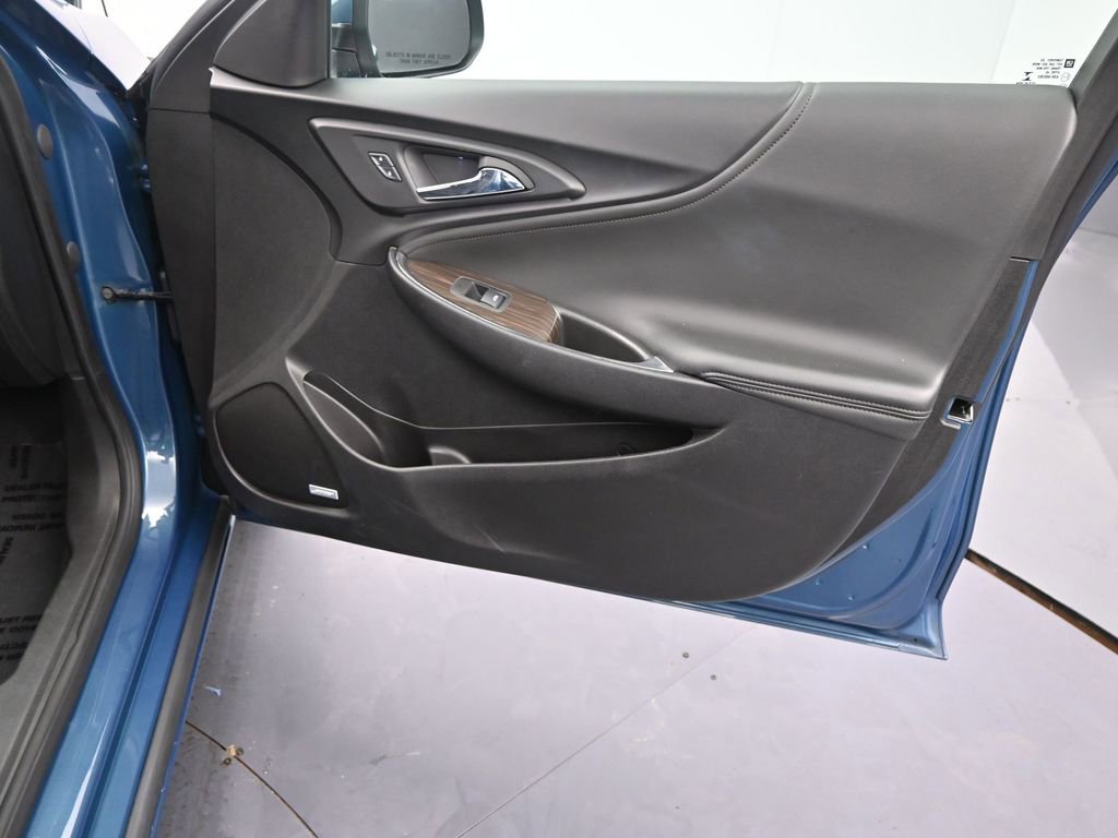 Used 2024 Chevrolet Malibu LT image 22