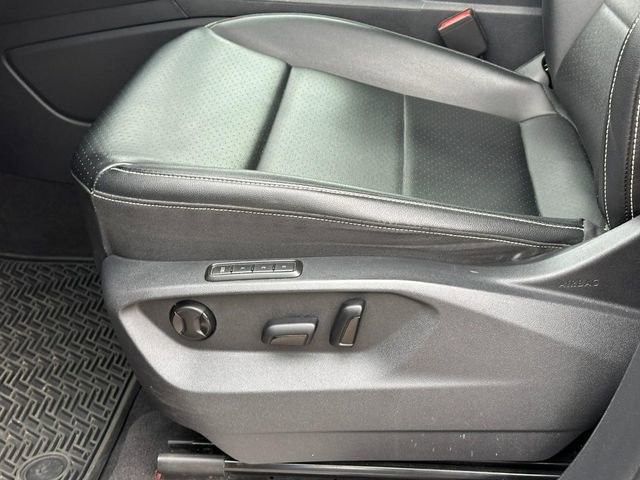 Used 2022 Volkswagen Atlas SEL R-Line image 21