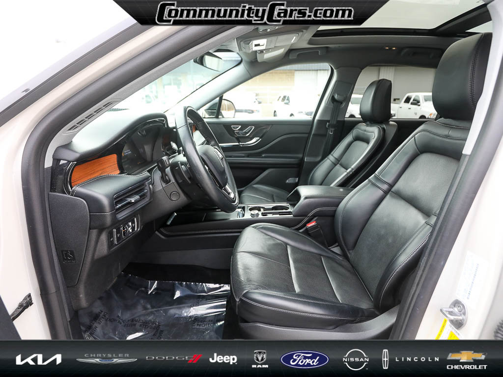 Certified 2022 Lincoln Corsair Reserve w/ Equipment Group 201A image 12