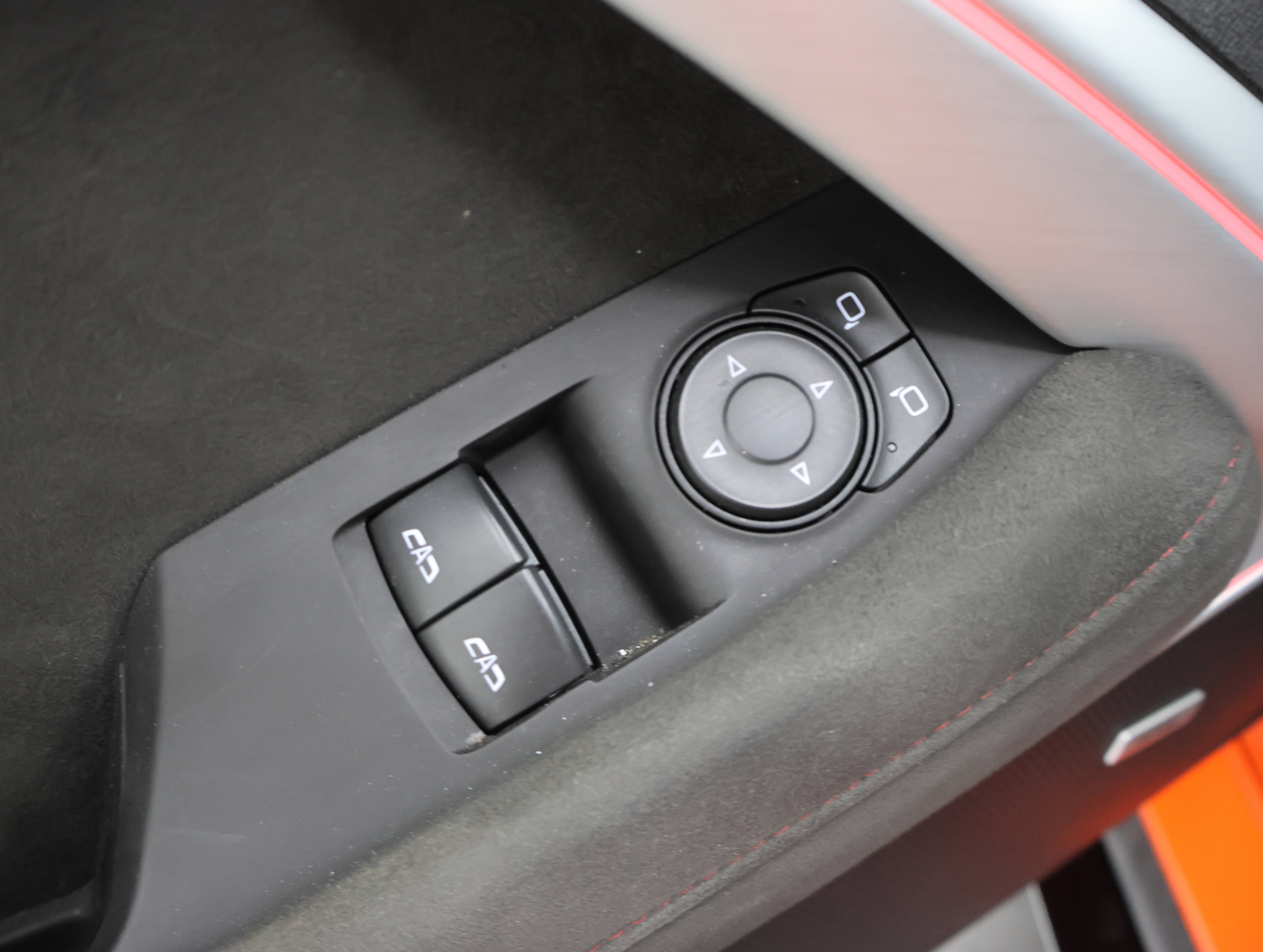 Used 2021 Chevrolet Camaro ZL1 RWD image 34