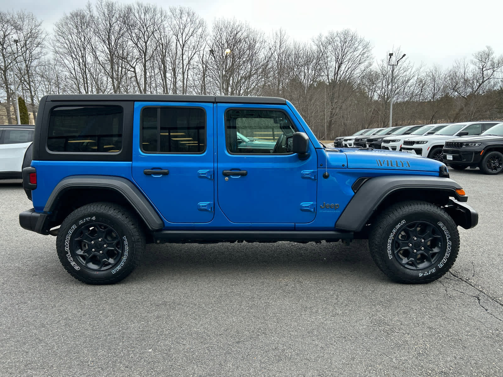 Certified 2023 Jeep Wrangler Unlimited w/ Cold Weather Group image 3