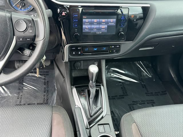 Used 2017 Toyota Corolla LE w/ Carpet Mat Package (TMS) FWD image 16