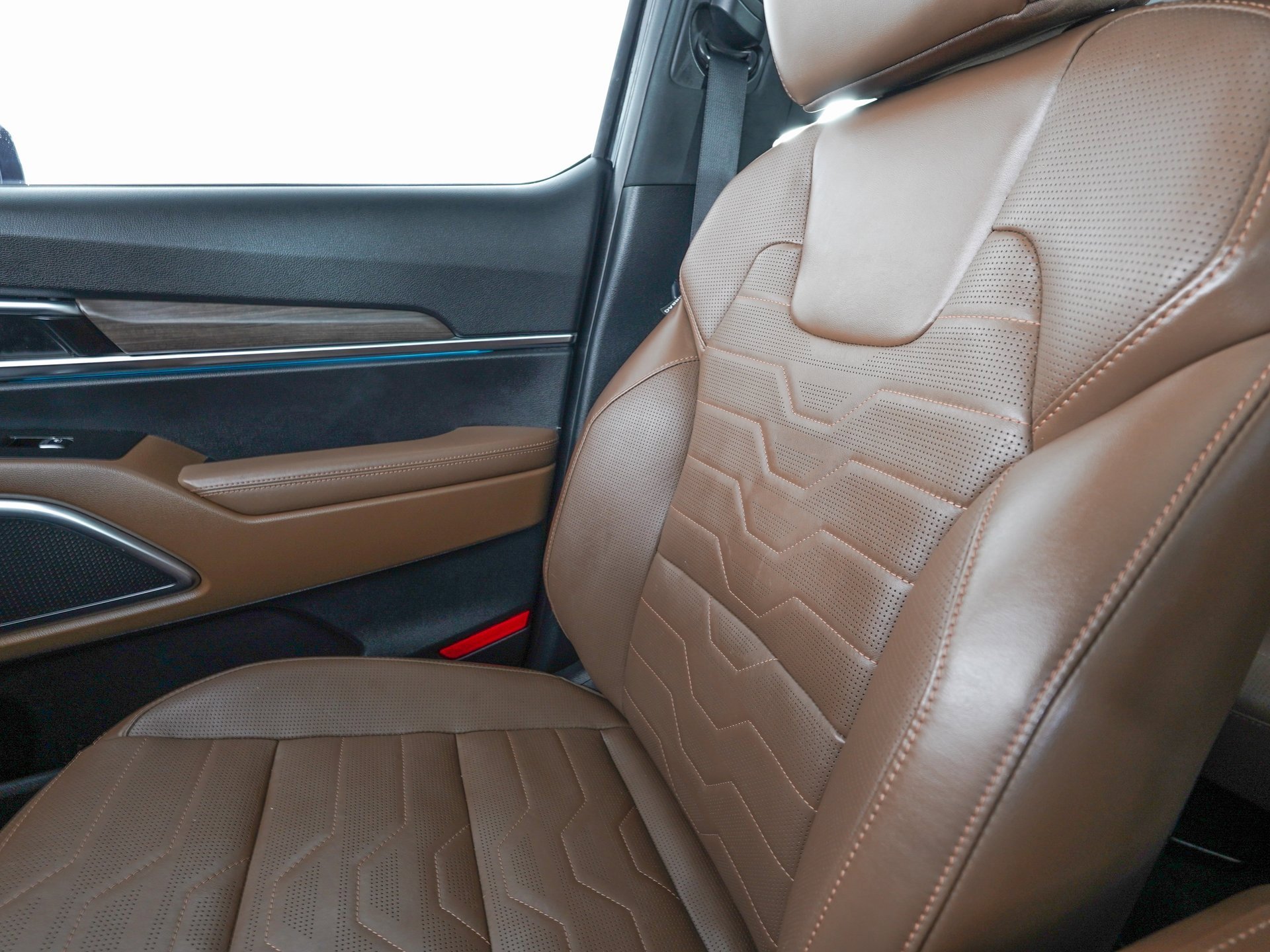 Used 2022 Kia Telluride SX w/ SX Prestige Package image 29