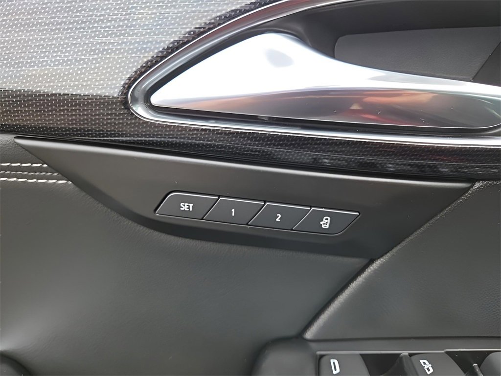 Used 2023 Buick Envision Essence image 20