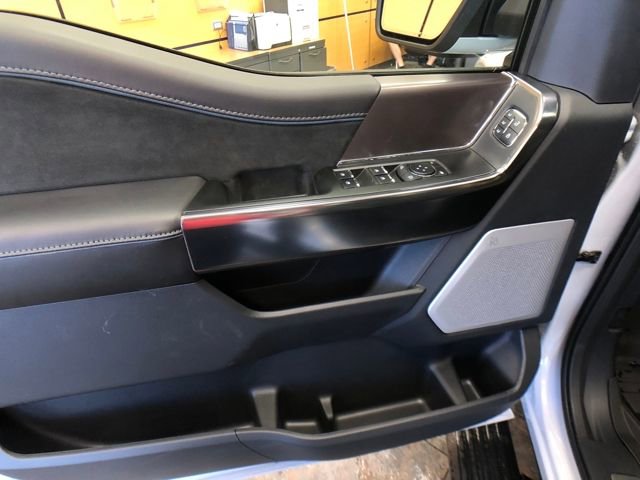 New 2025 Ford F150 Platinum w/ Equipment Group 702A High image 12