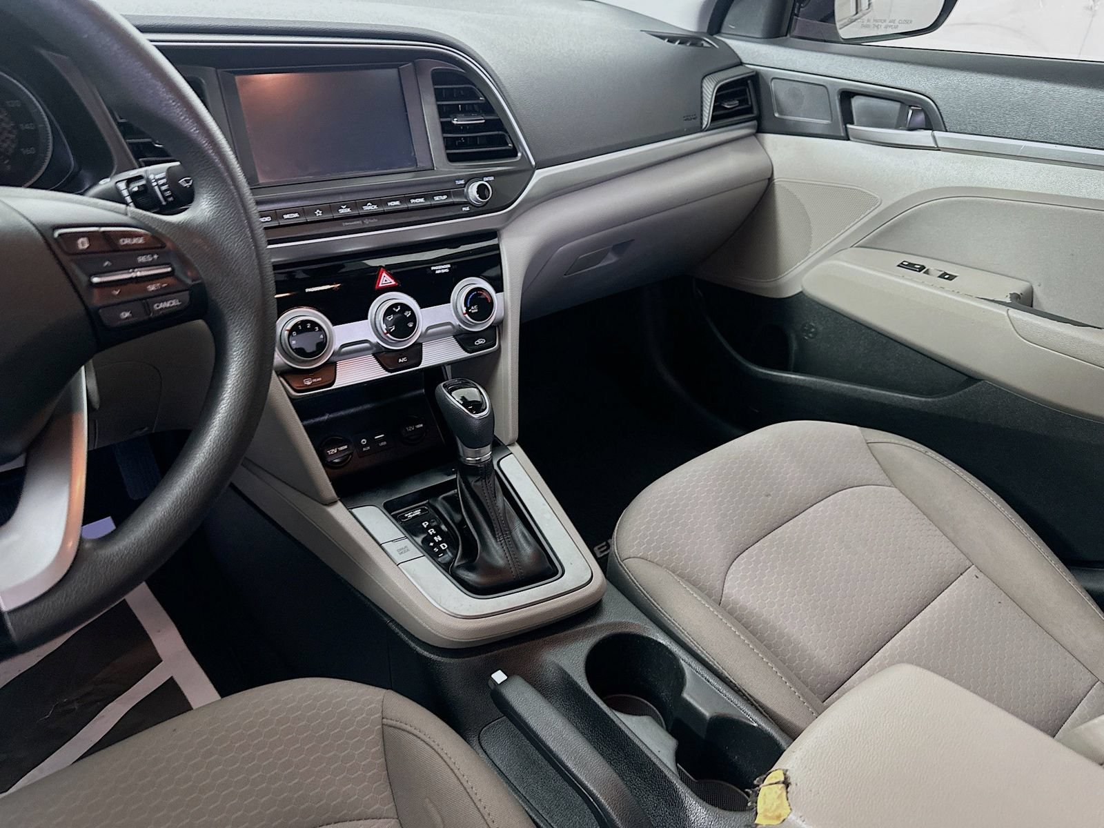Used 2019 Hyundai Elantra SEL FWD image 25