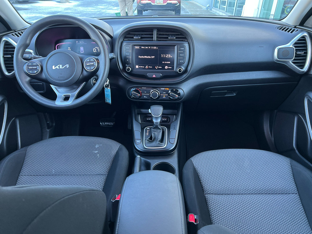 Used 2024 Kia Soul LX w/ Option Group 015 image 25
