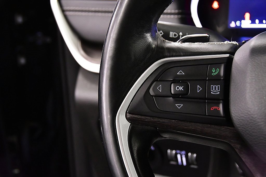 Used 2021 Jeep Grand Cherokee L Limited w/ Luxury Tech Group II image 18