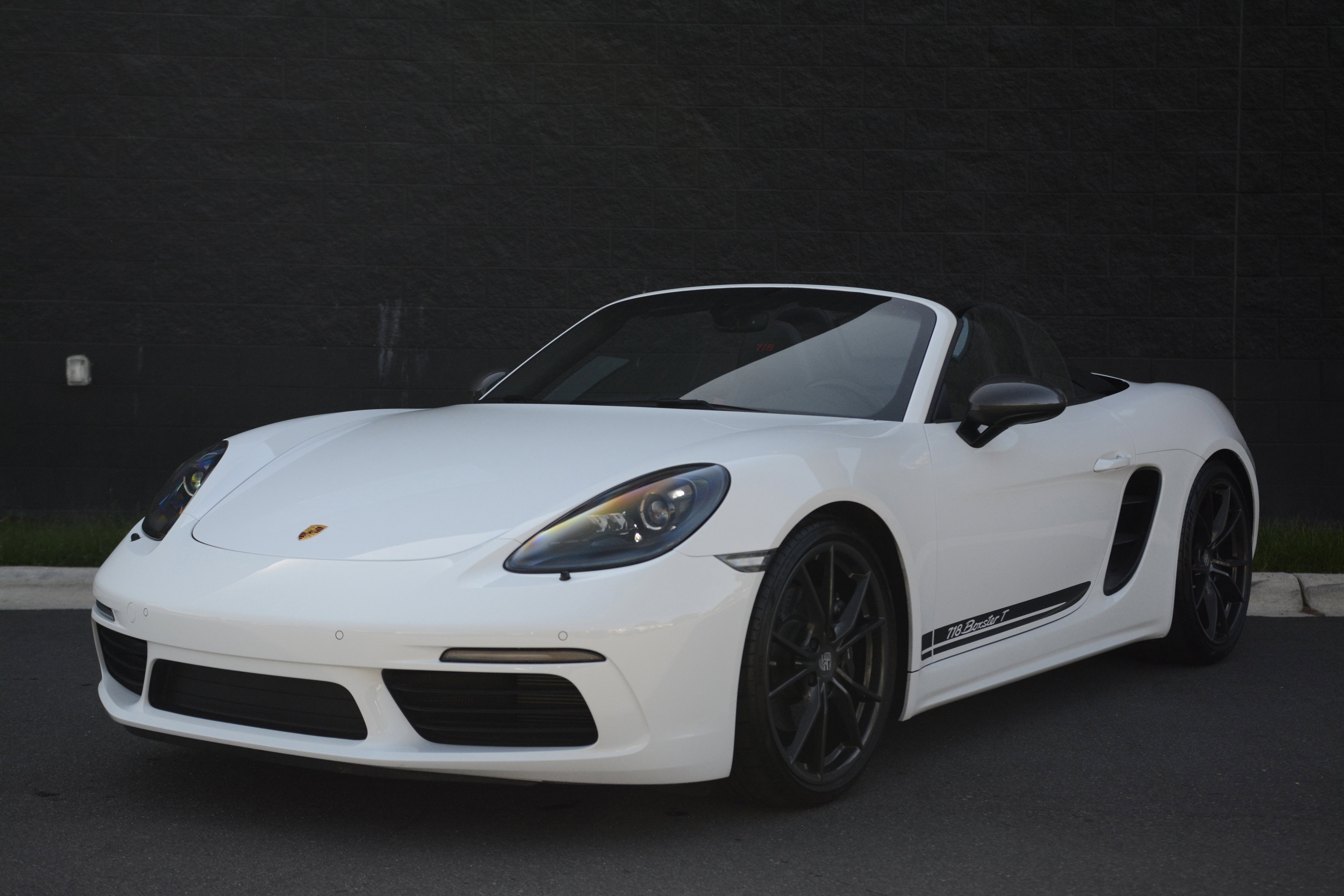 Certified 2021 Porsche 718 Boxster RWD image 31