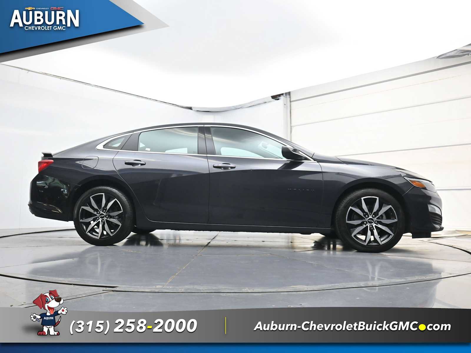 Used 2023 Chevrolet Malibu RS FWD image 25