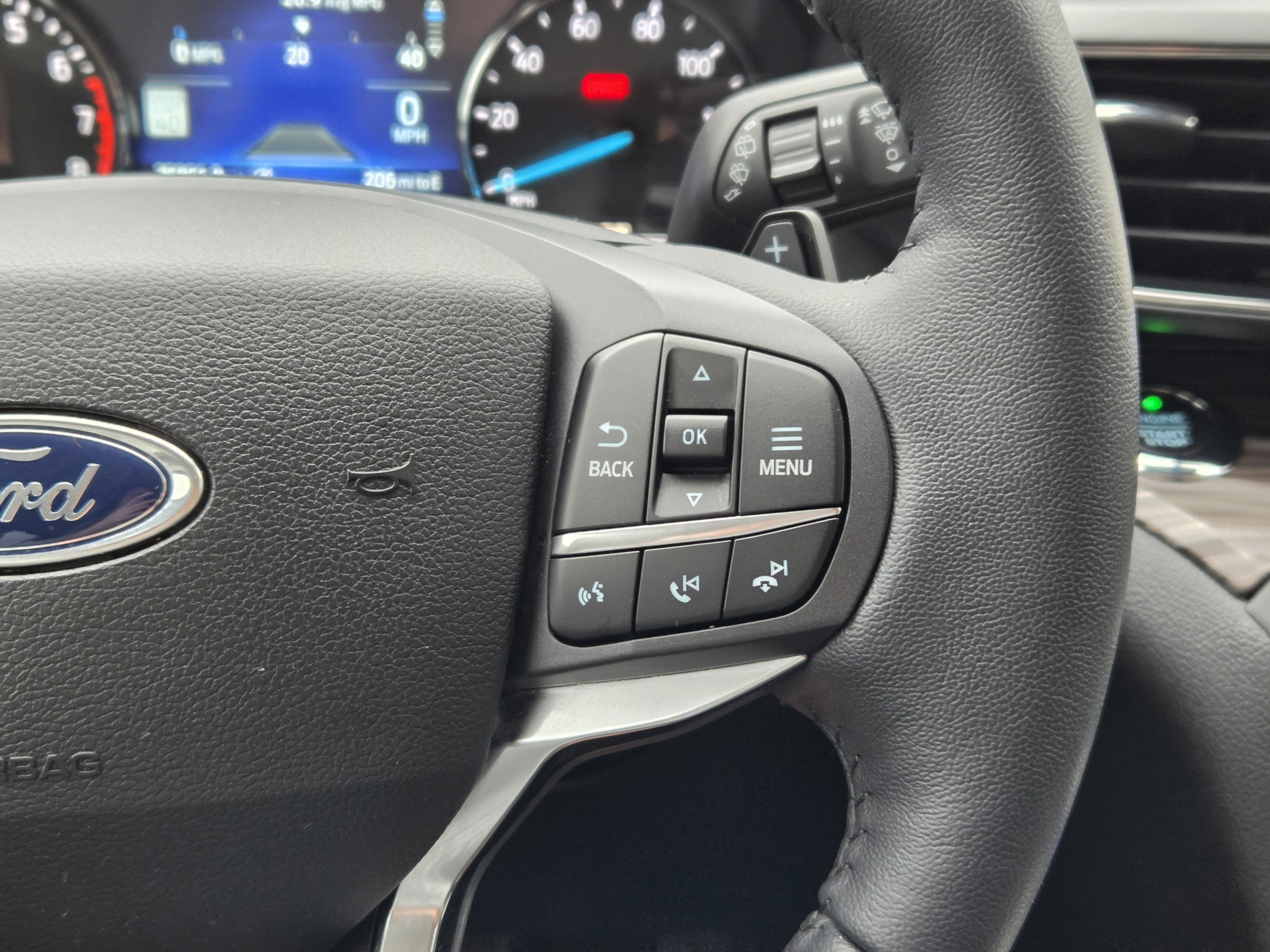 Used 2020 Ford Explorer Limited RWD image 27