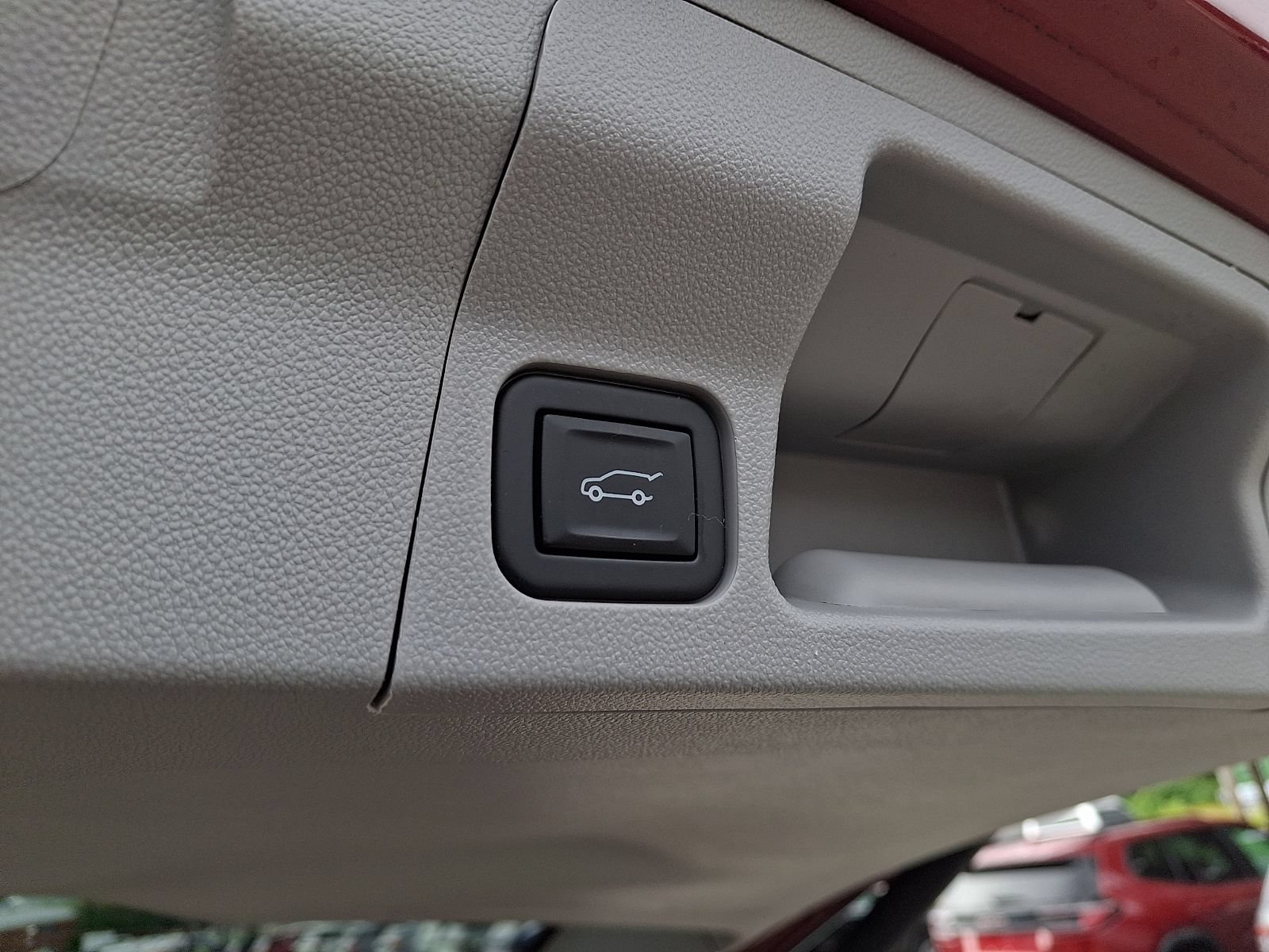 Used 2023 GMC Acadia SLT w/ Technology Package AWD/4WD image 30