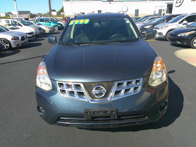 Used 2013 Nissan Rogue SV w/ Premium Pkg image 4