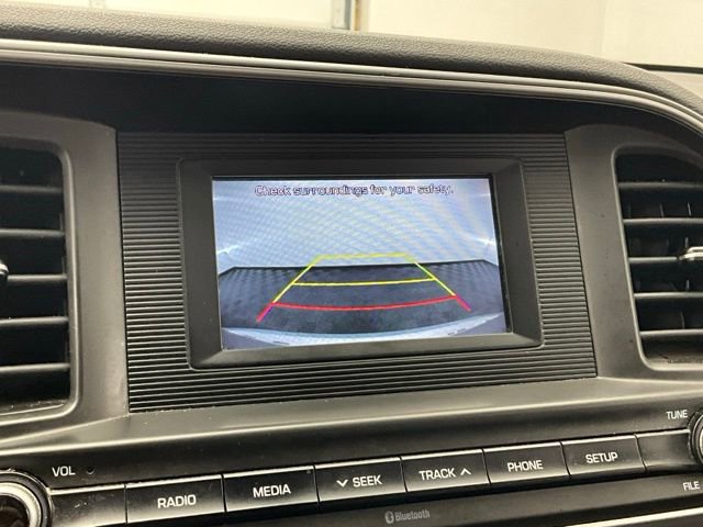 Used 2020 Hyundai Elantra SE w/ Cargo Package (C1) image 4