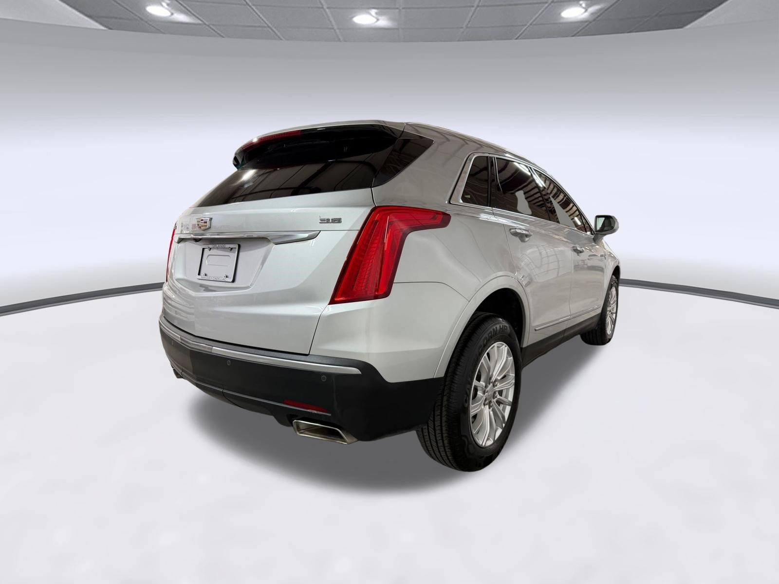 Used 2018 Cadillac XT5 FWD image 8