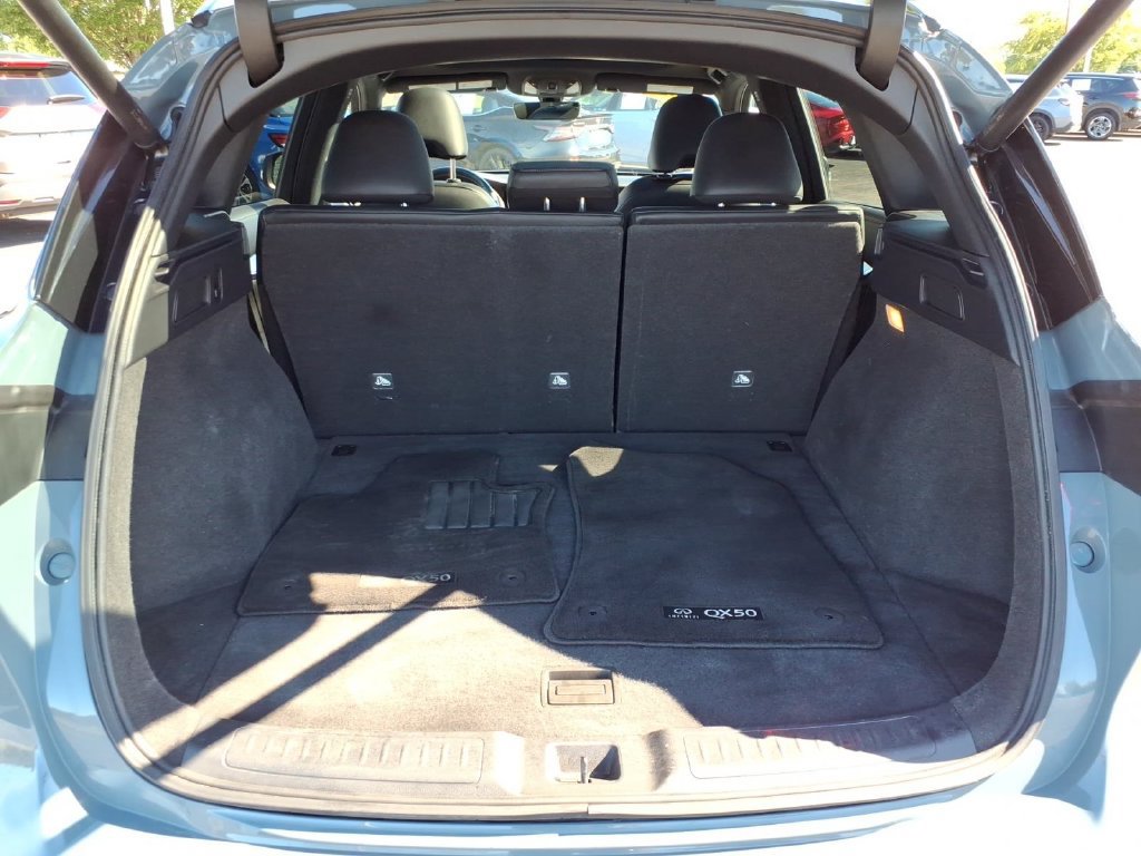 Used 2023 INFINITI QX50 Sport AWD/4WD image 12