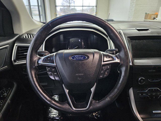 Used 2017 Ford Edge SEL w/ Equipment Group 201A image 18
