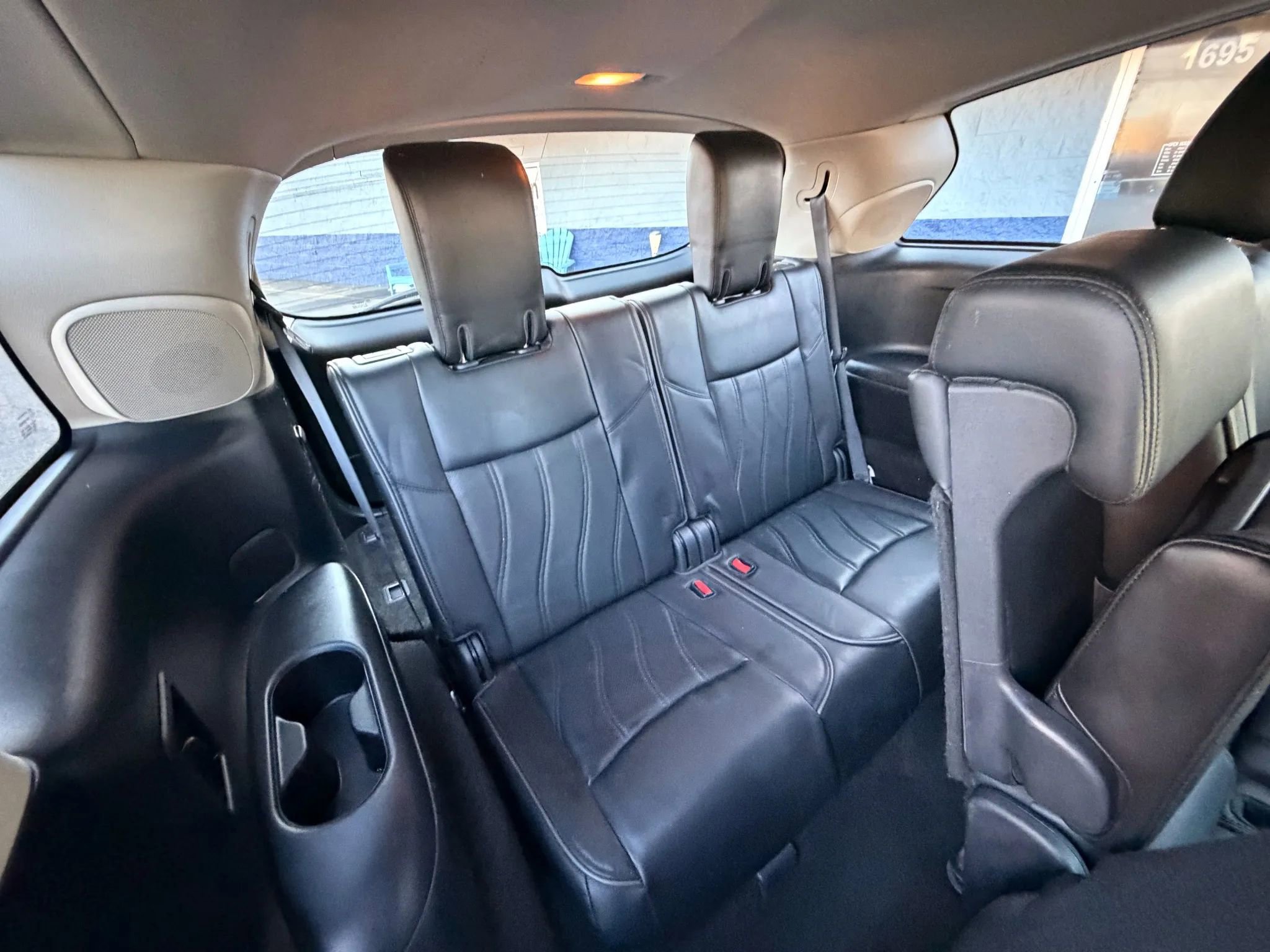 Used 2015 INFINITI QX60 AWD w/ Premium Plus Package image 18