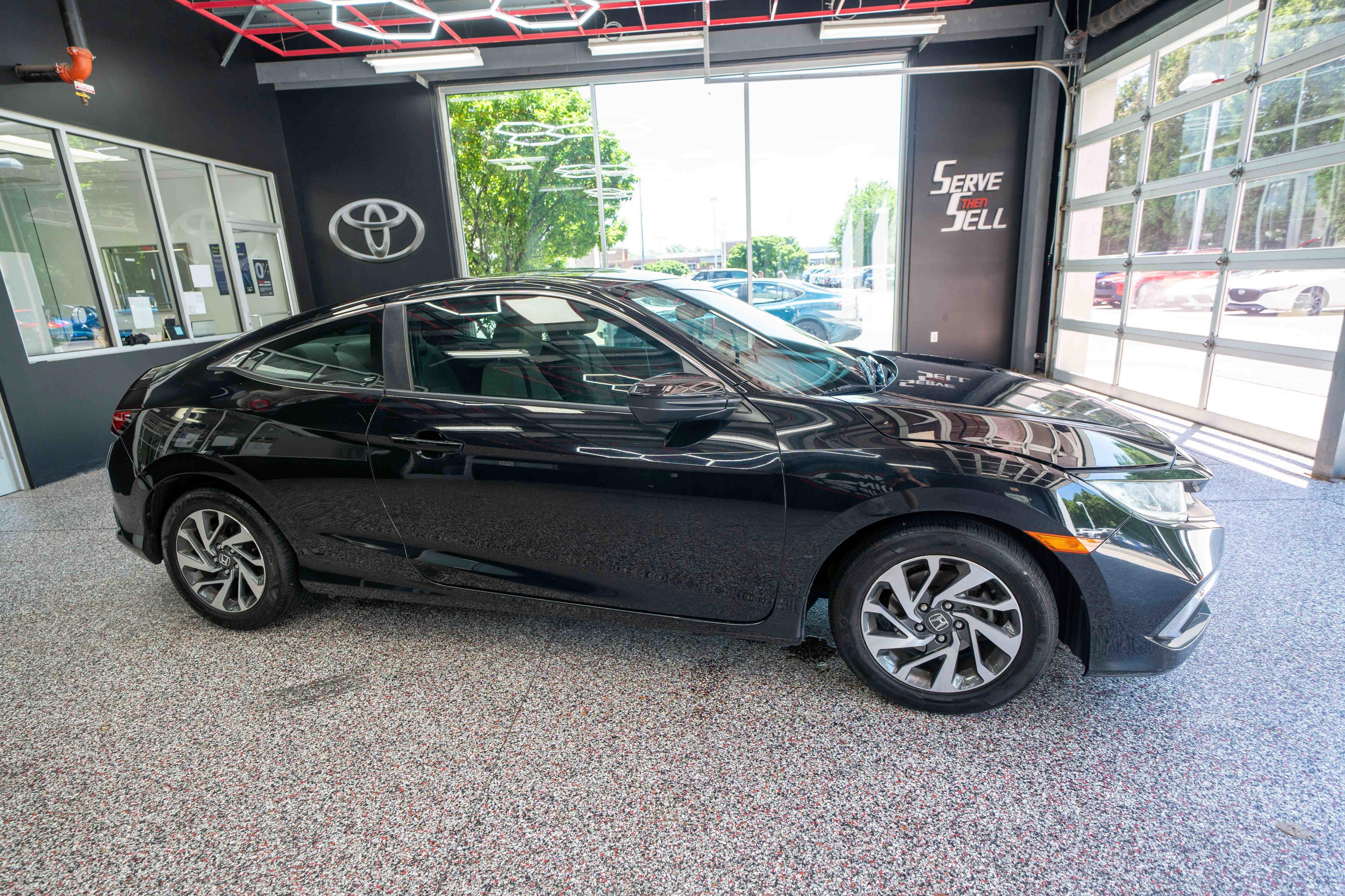 Used 2019 Honda Civic LX image 5